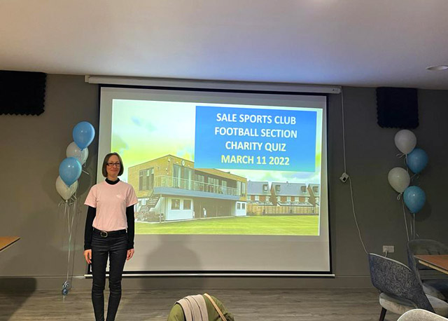 Fundraiser Lisa on the quiz night