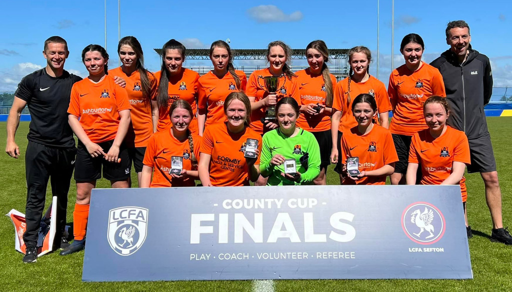 FCFC under 16 girl's team Liverpool FA County Cup winners 2022
