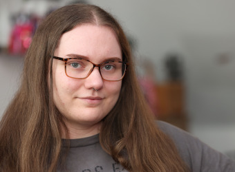 Picture of woman (Hollie) wearing glasses